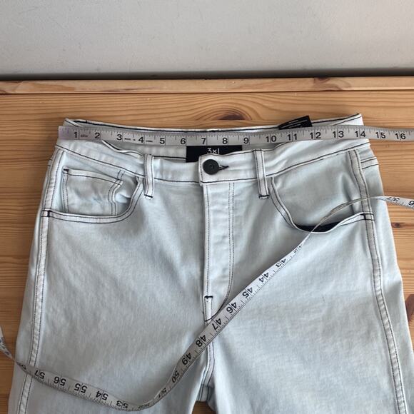 3x1 Austin High-Rise Cropped Frayed Straight-Leg Jeans In Adelia 29 - Picture 10 of 12